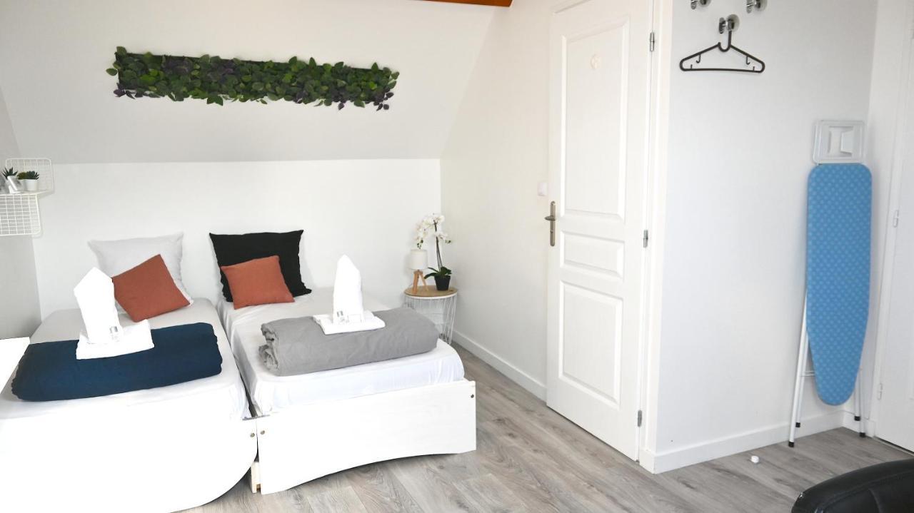 Cosy Chambre Chez Habitant 5Mn Aeroport Roissy Cdg Hotel Le Mesnil-Amelot Exterior photo