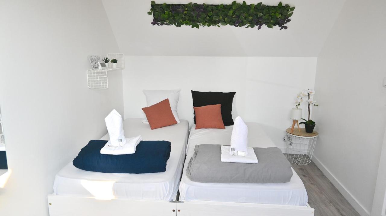 Cosy Chambre Chez Habitant 5Mn Aeroport Roissy Cdg Hotel Le Mesnil-Amelot Exterior photo